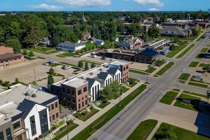 Property Photo: 419 Main Street IA 50219