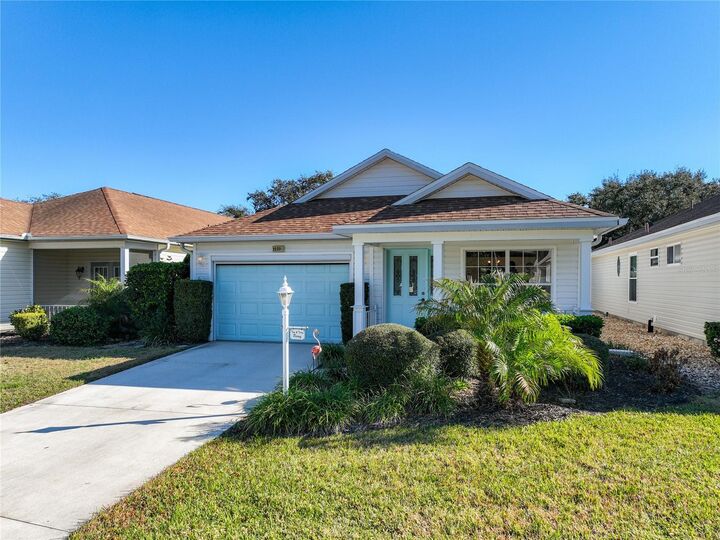 Property Photo: 25251 Cranes Roost FL 34748