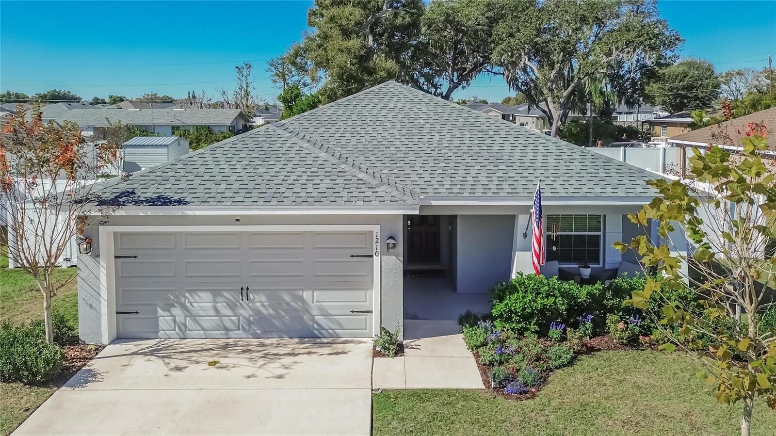 Property Photo:  1210 Third Court  FL 33839 