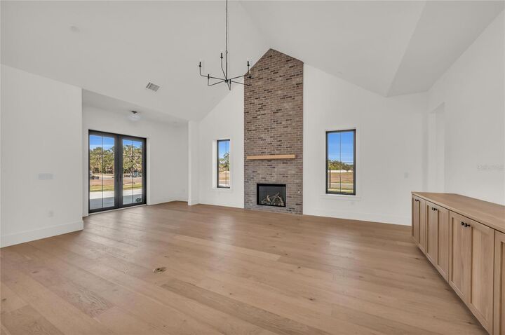 Property Photo:  6609 Paladin Court  FL 34241 