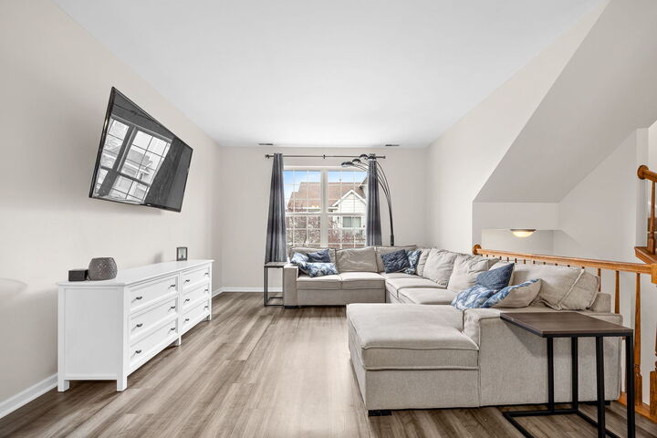 Property Photo: 1658 N Fieldstone Drive IL 60404