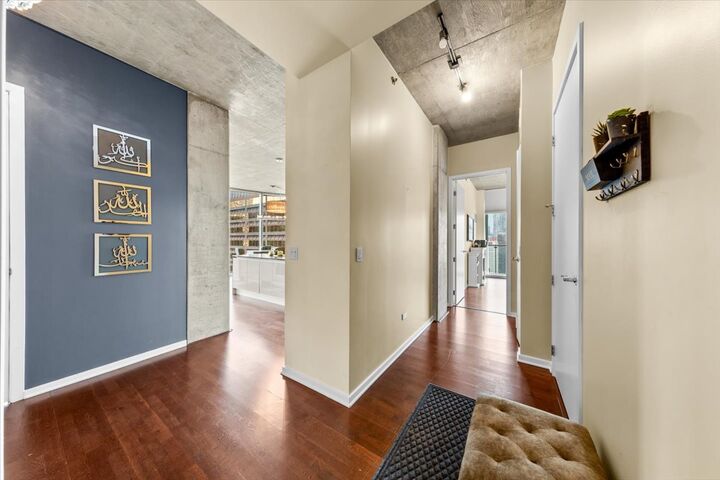 Property Photo:  600 N Fairbanks Court 3301  IL 60611 