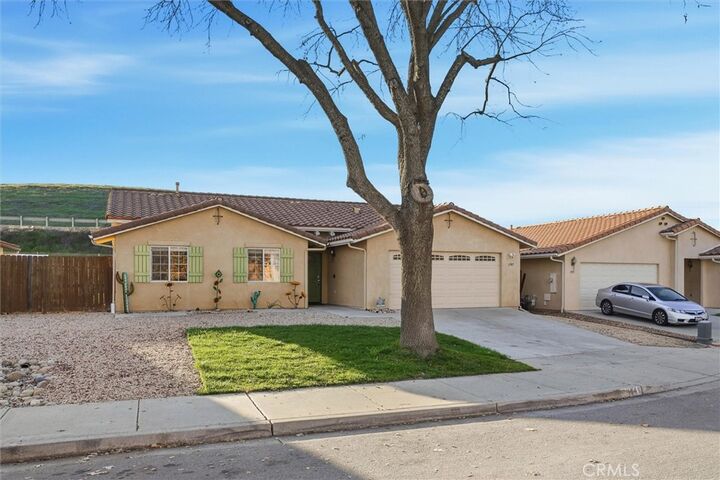 Property Photo:  1985 San Buenaventura  CA 93451 