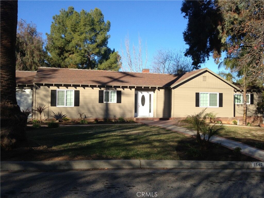 Property Photo:  1640 Dwight  CA 92373 