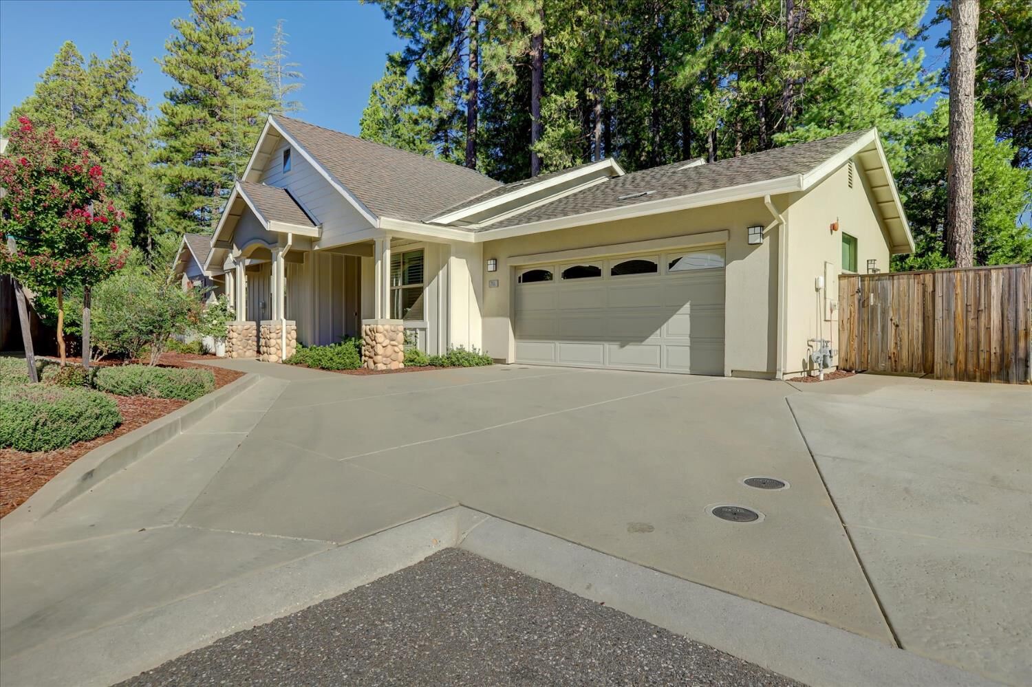 Property Photo:  306 Lone Jack Court 24  CA 95945 