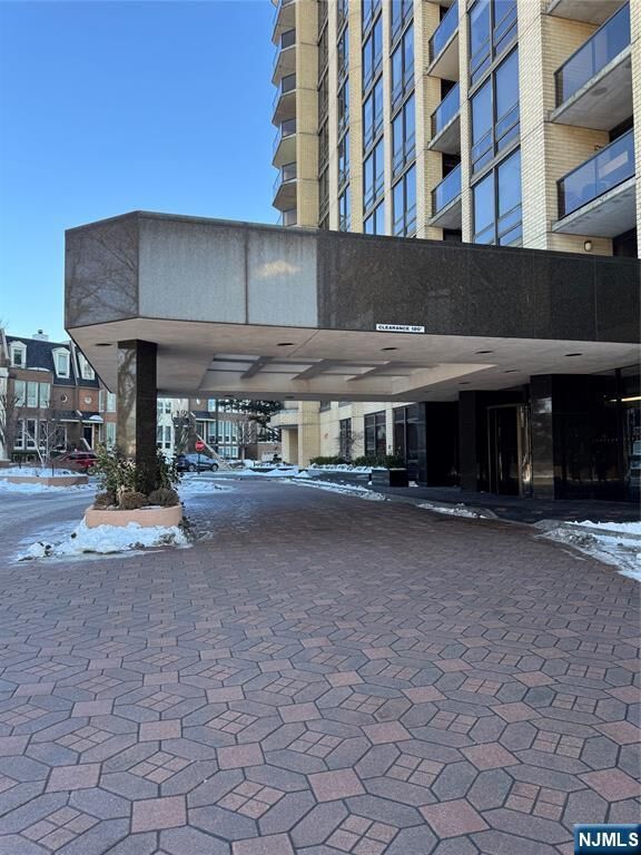 Property Photo:  900 Palisade Avenue 2201  NJ 07024 