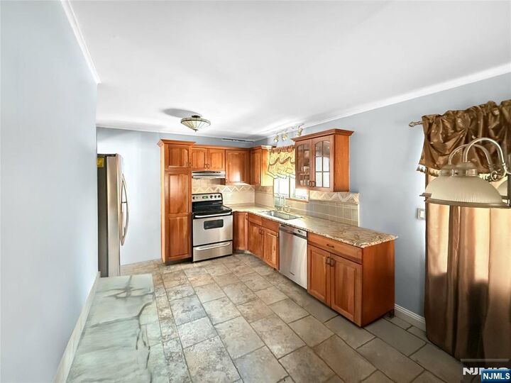 Property Photo:  40 Pawnee Avenue  NJ 07436 