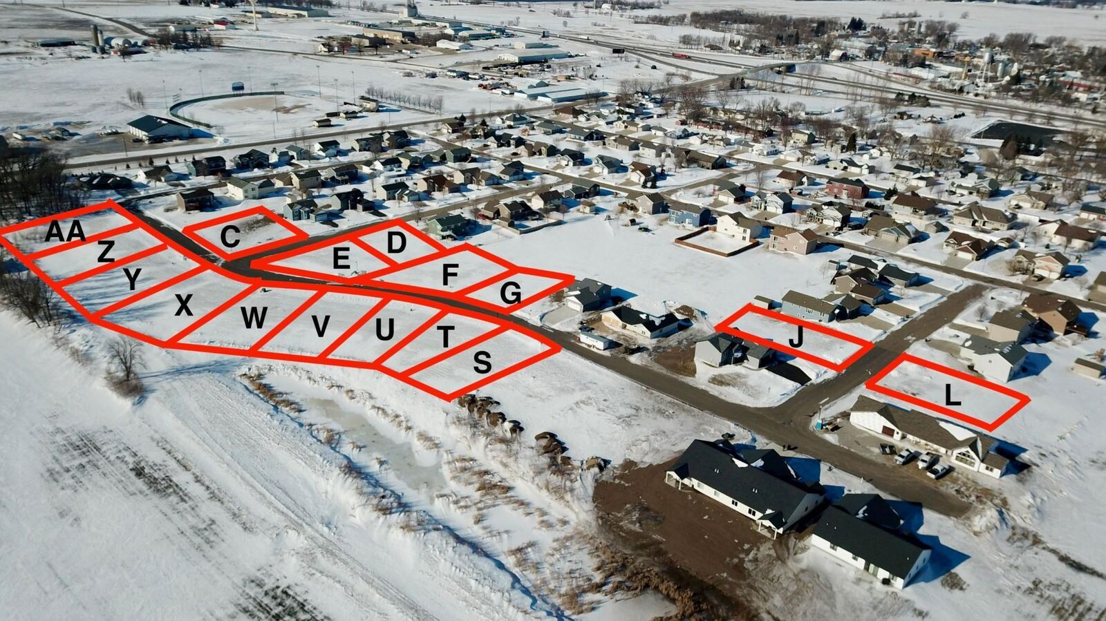 Property Photo:  1021 E 3rd Avenue SE  MN 56336 