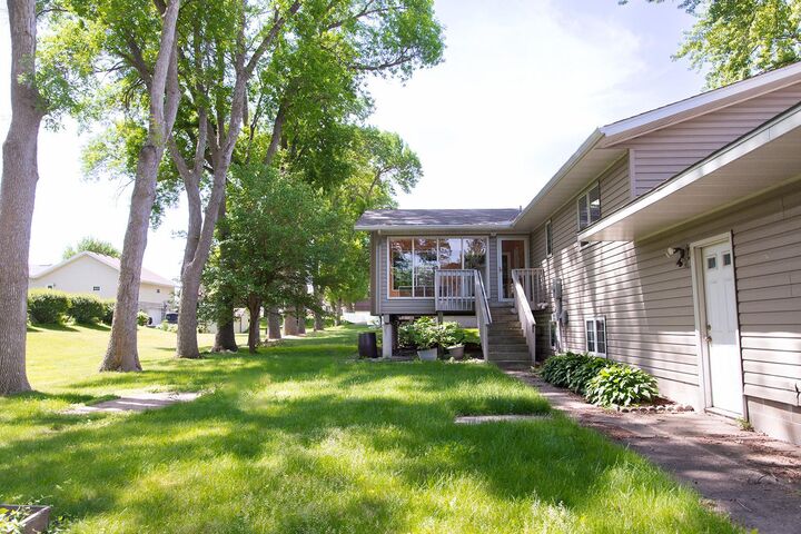 Property Photo:  200 Interwood Drive  MN 55336 