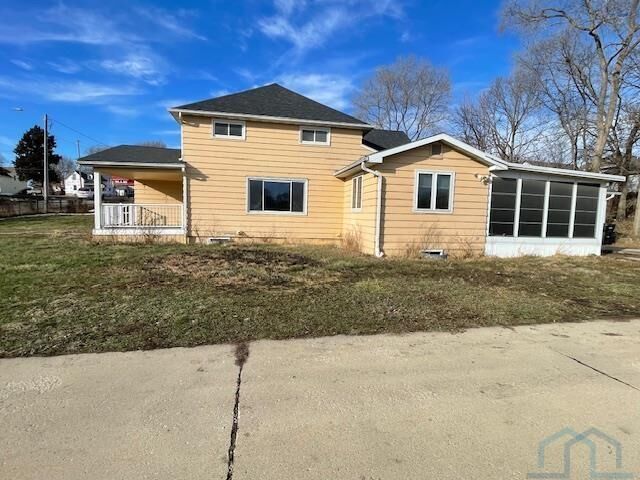 Property Photo:  212 Spruce St  IA 51012 