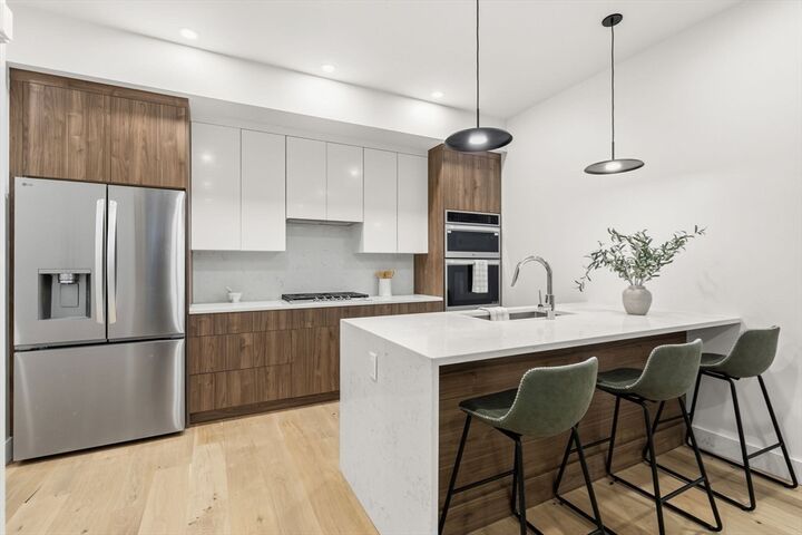 Property Photo: 47 Condor 302 MA 02128