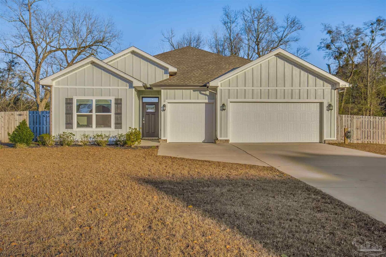 Property Photo:  6248 Dry Creek Rd  FL 32577 