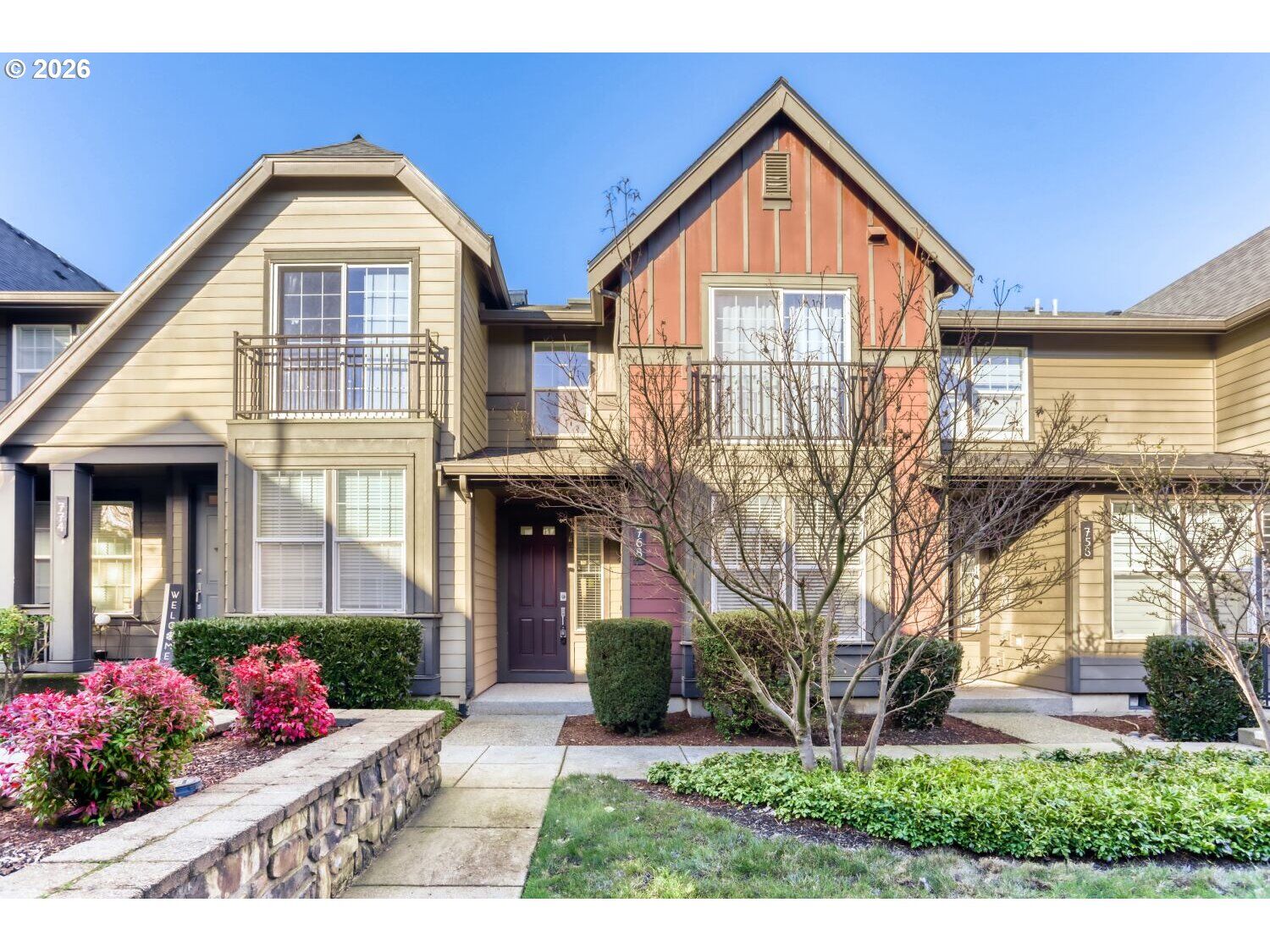 Property Photo:  768 NE 70th Ave  OR 97124 