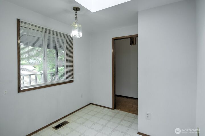 Property Photo: 427 Sawmill Court SE WA 98513