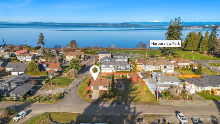 Property Photo:  1719  Bailey Avenue  WA 98203 