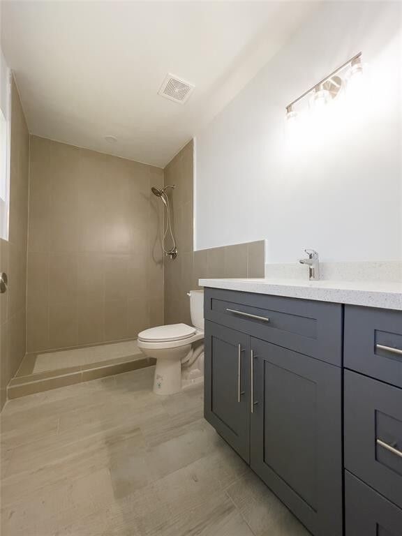 Property Photo:  833 SW 7th Street  FL 33060 