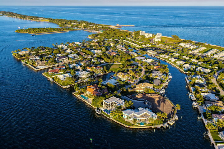 Property Photo: 92 Island Drive S FL 33435