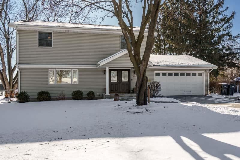 Property Photo:  2282 Bootmaker Drive  WI 53511 