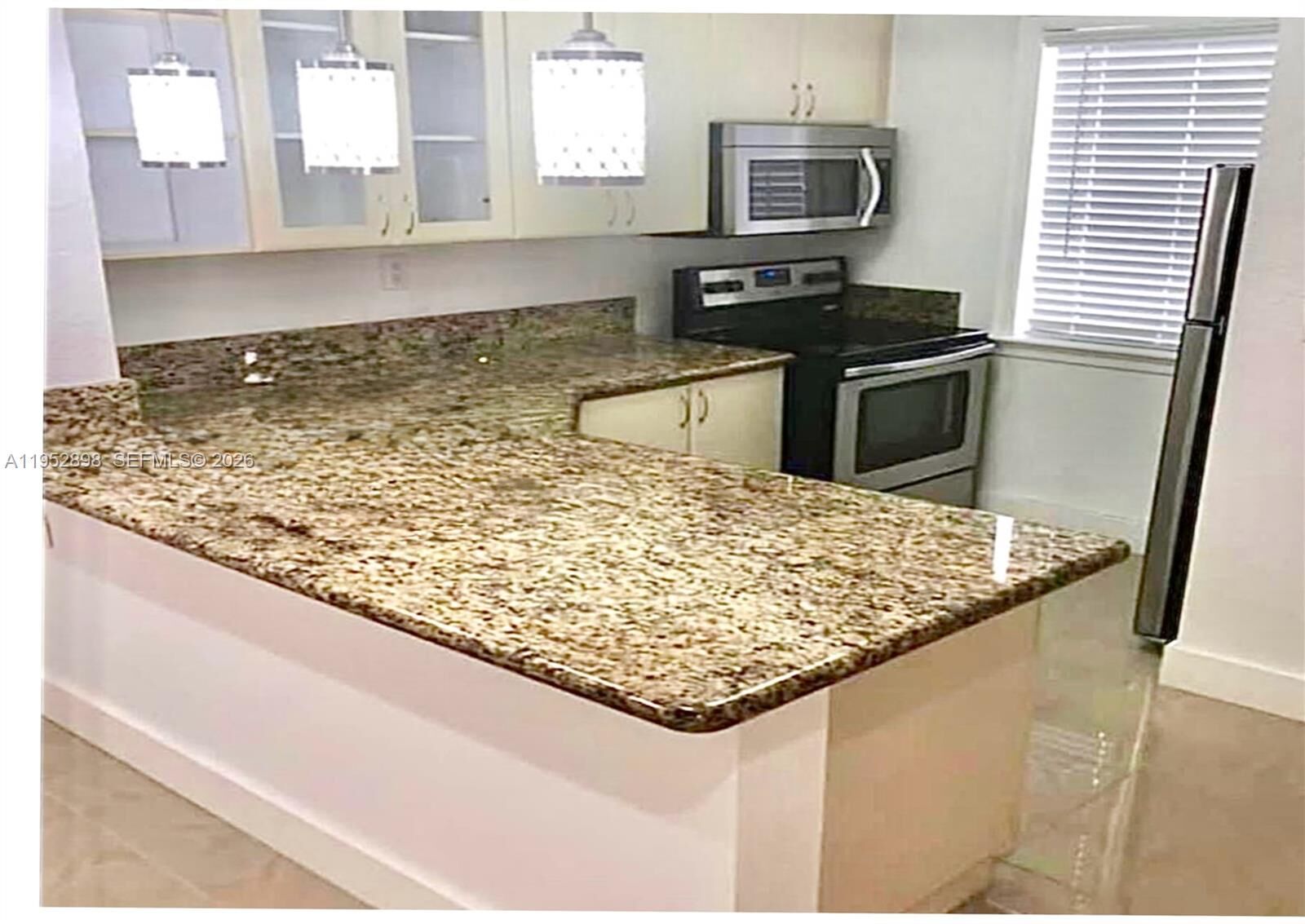 Property Photo:  17255 SW 95th Ave 101  FL 33157 