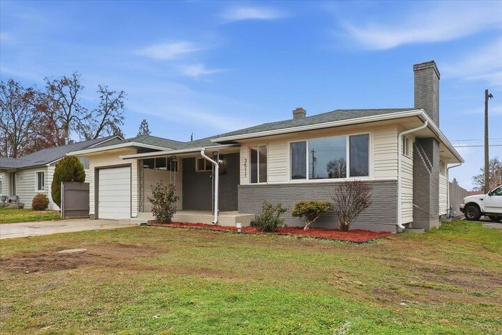 Property Photo:  3511 E 29th Ave  WA 99223 