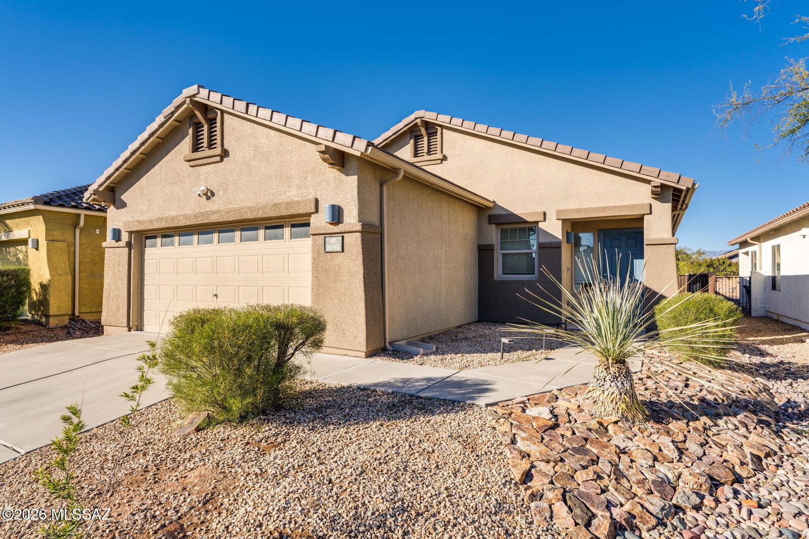 Property Photo: 10361 E Valley Quail Drive AZ 85747