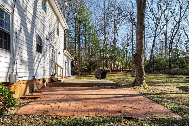 Property Photo: 137 Amesbury Lane NC 27511