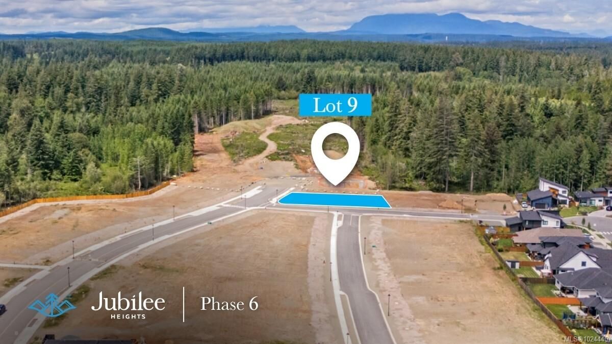 Property Photo:  808 Beaver Creek Blvd  BC V9H 0G4 