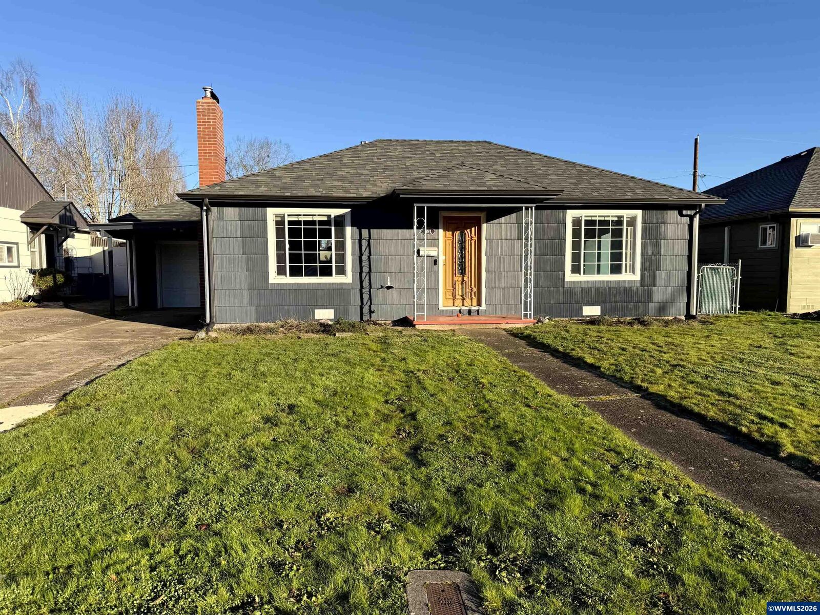 Property Photo:  591 Wayne Dr N  OR 97303 