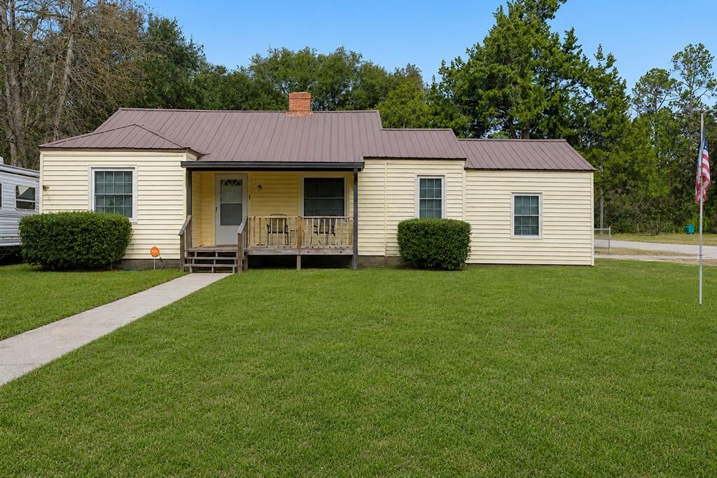 Property Photo: 1501 Sixth Avenue GA 31707