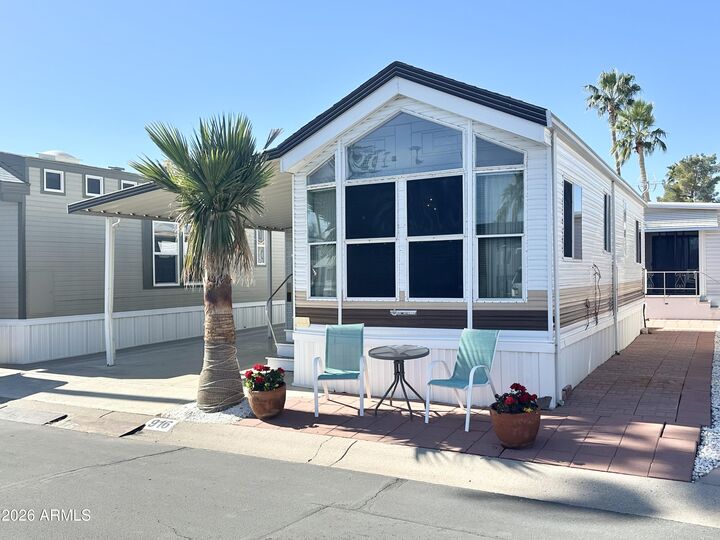 Property Photo:  916 S Mineshaft Drive  AZ 85119 