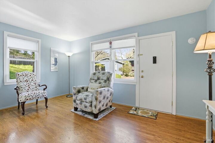 Property Photo:  49 Livingston Court  CA 94949 