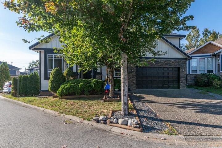 Property Photo: 27733 Signal Court BC V4X 0A4