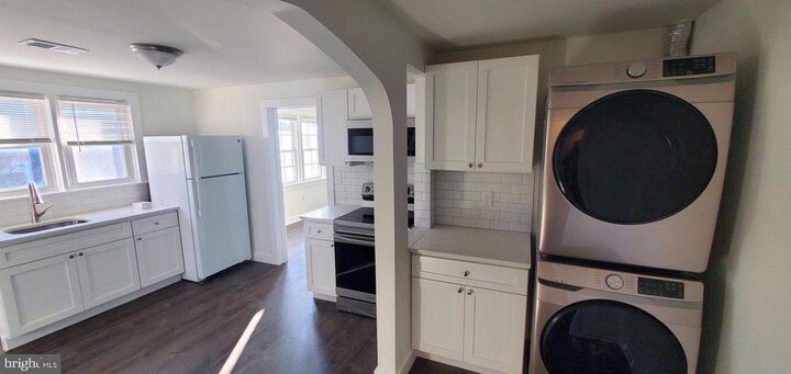 Property Photo:  203 E Cedarville Road 2nd Floor  PA 19465 