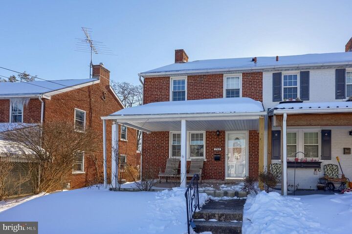 Property Photo:  762 New Holland Avenue  PA 17602 