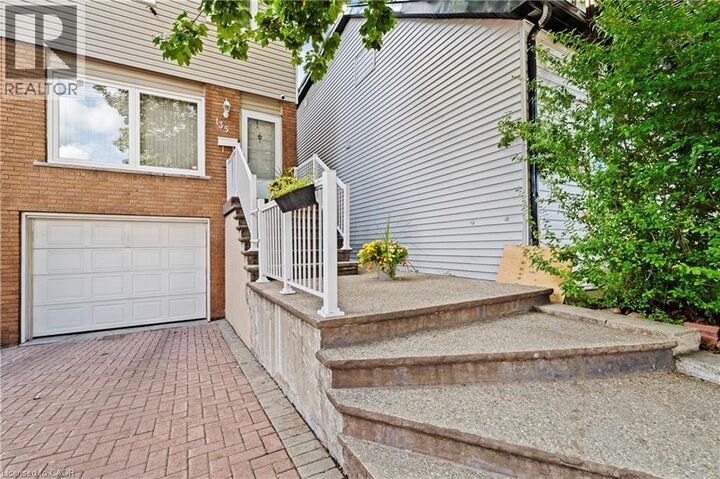 Property Photo:  135 West Avenue North  ON L8L 5C4 