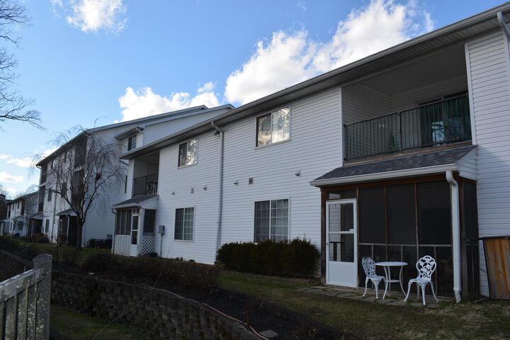 Property Photo:  3137 Heron Pointe  OH 43231 