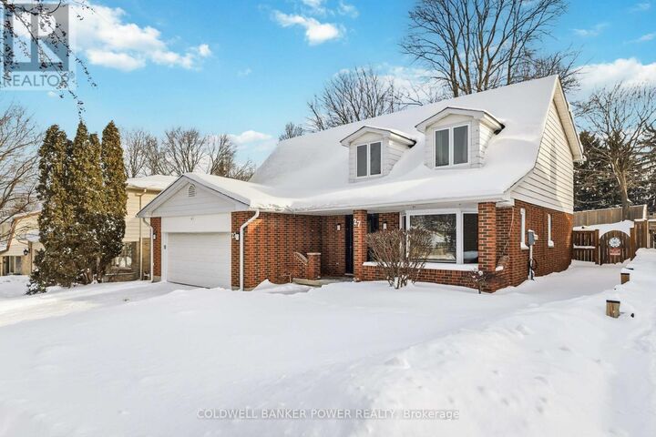 Photo de la propriété: 27 Foxcroft Crescent ON N6K 3A3