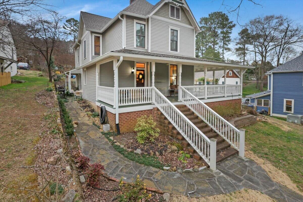 Property Photo:  5204 Tennessee Avenue  TN 37409 