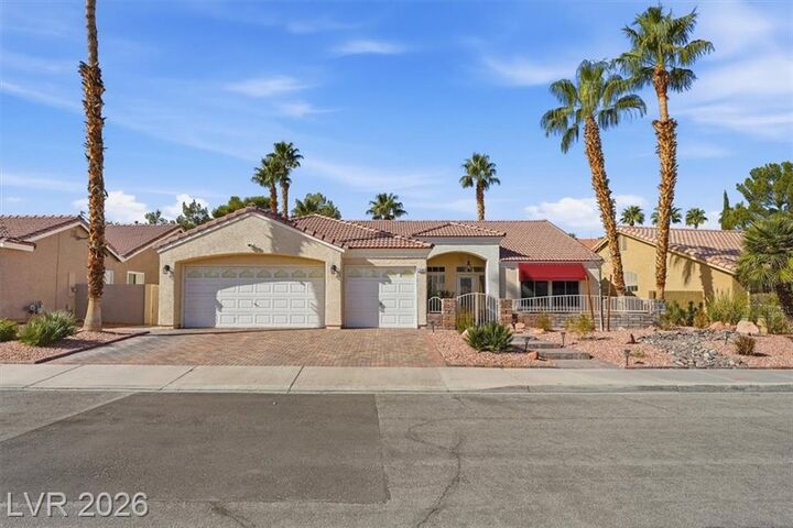 Property Photo: 2105 Interbay Street NV 89128