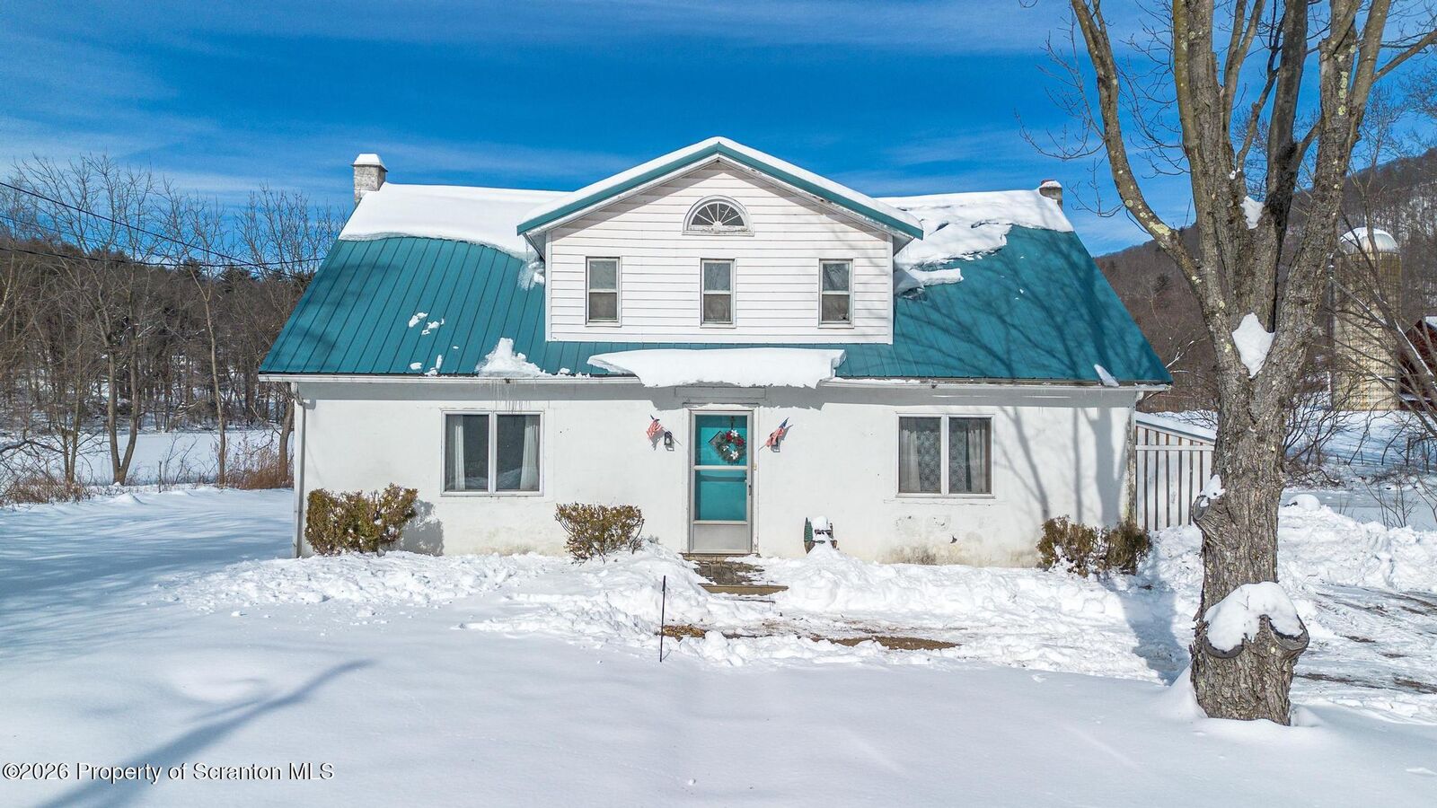 Property Photo:  532 SR 92 S  PA 18657 