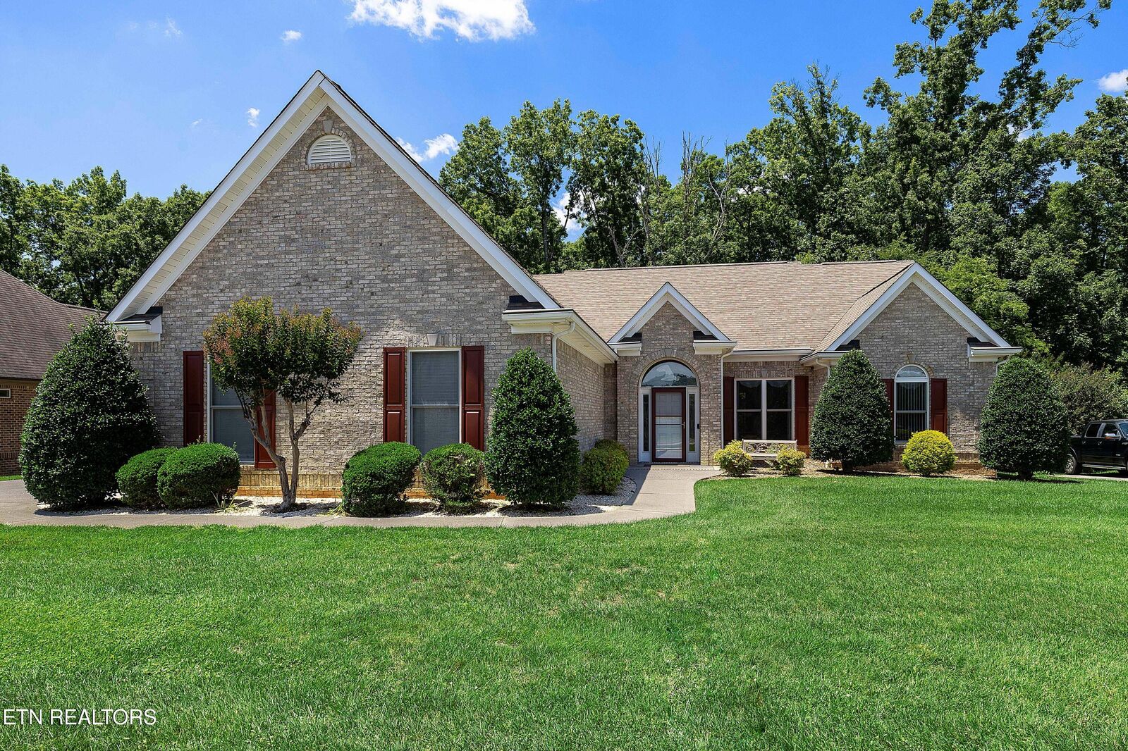 Property Photo:  640 Windward Point  TN 37772 