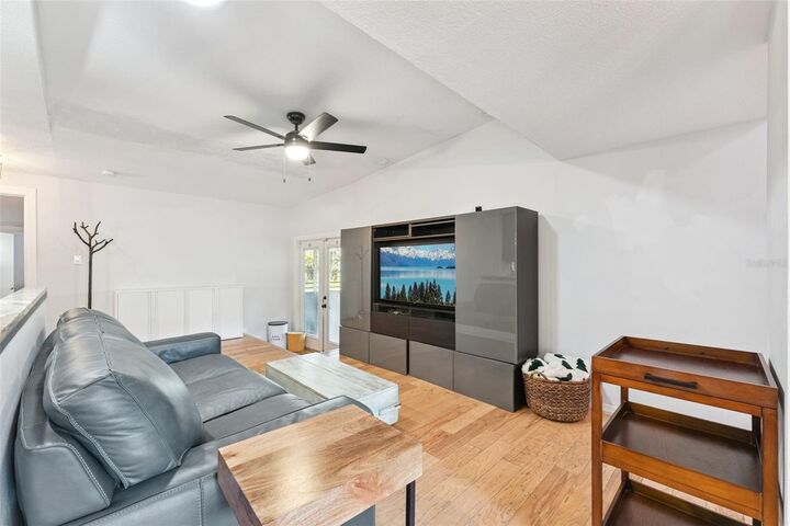 Property Photo:  9825 Lake Georgia Drive  FL 32817 