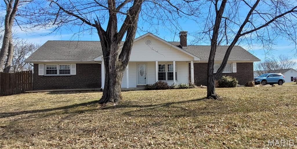 Property Photo:  393 Martin Field Court  MO 63089 