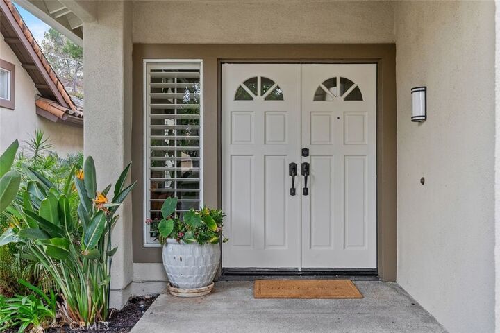 Property Photo:  3 Via Candelaria  CA 92679 