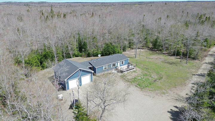 Property Photo:  780 E Side Road  ME 04606 