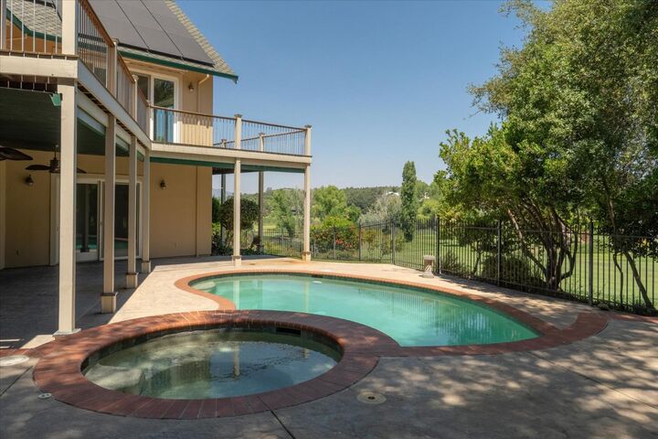 Property Photo: 643 Miwuk Way CA 95222