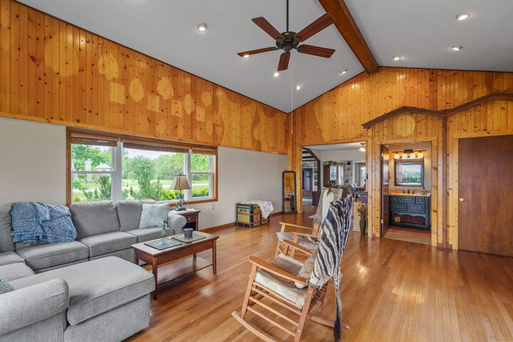 Property Photo:  9996 W Ave  IA 52738 