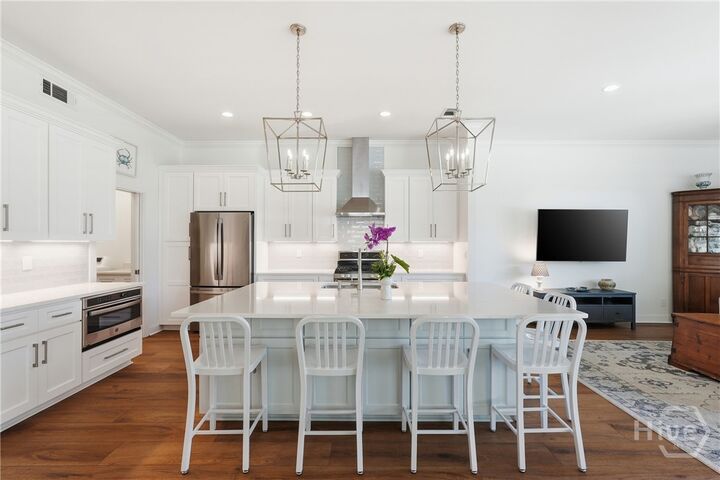 Property Photo:  1411 6th Avenue  GA 31328 