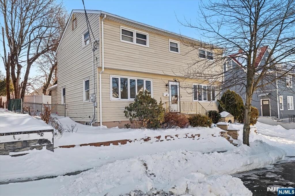 Property Photo:  58 Mozart Street  NJ 07073 