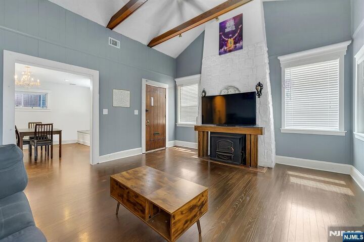 Property Photo:  229 Baldwin Avenue  NJ 07604 